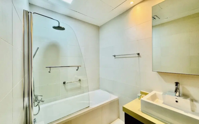 Venduras - Stunning 1BR At Orra Marina