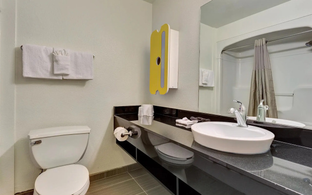 Motel 6 Belmont, CA - San Francisco - Redwood City