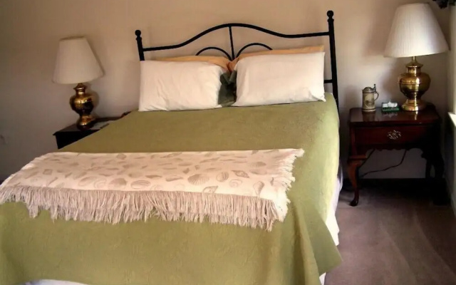 The Baywood Bed & Breakfast