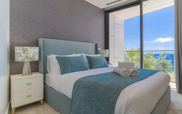 Luxury Diamond House