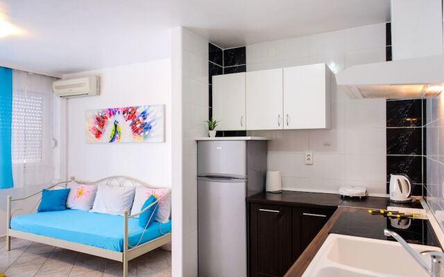 Apartment Adrian