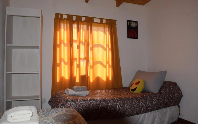 Tem Kotenkesh Dpto Macatobiano 4 pax