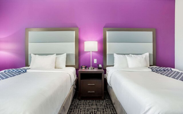 La Quinta Inn & Suites by Wyndham Springfield IL