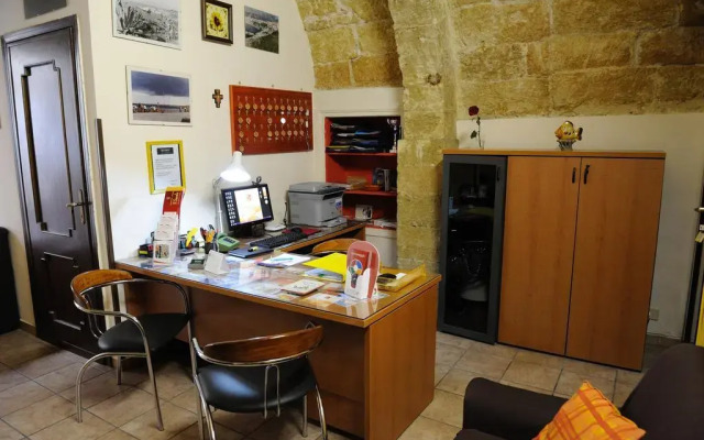 Terrasini 2000 Case Vacanza