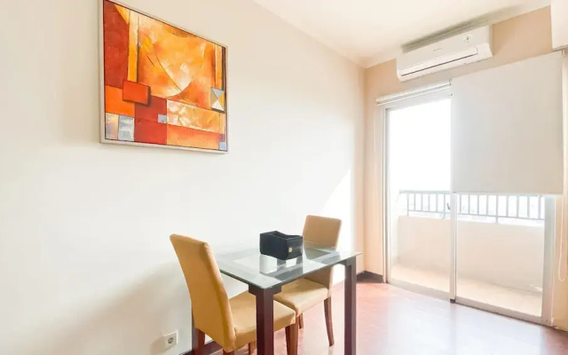 1BR Queen Bed at Ancol Marina Apartment near Dufan