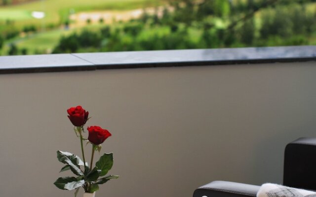 SAM Tuyen Lam Golf & Resorts