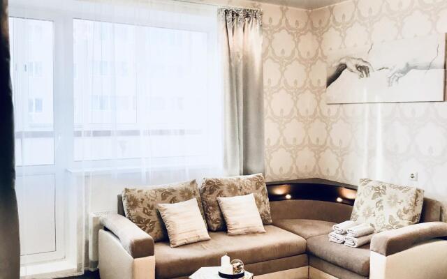 Апартаменты на улице Романова