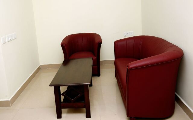 OYO Flagship 10051 Hotel Tyche Stays