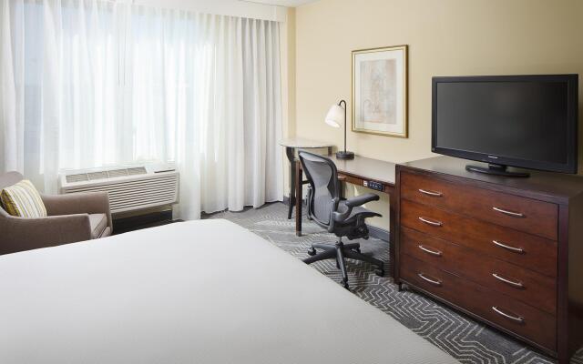 DoubleTree by Hilton Los Angeles - Commerce