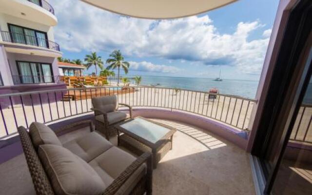 Diamante Beachfront Suites