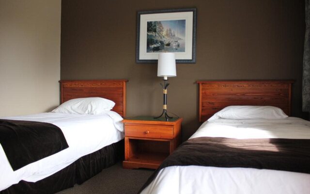 The Bamfield Motel