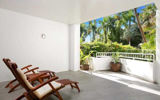 Absolute Beachfront at Alamanda 62