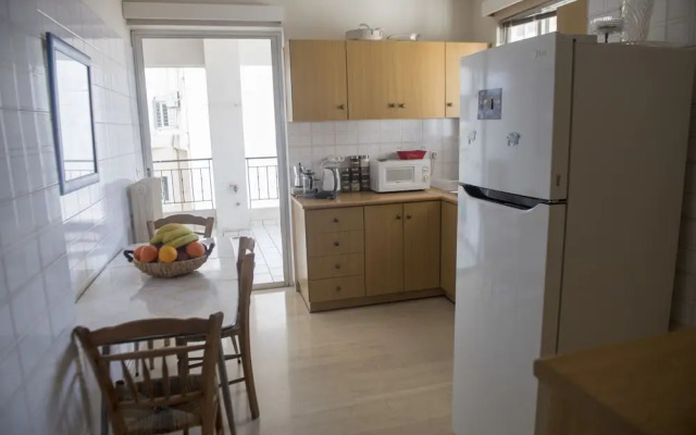 Athens Deluxe Apartment near Acropolis