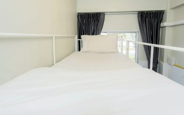 Nomad Plus Life Hostel Pattaya