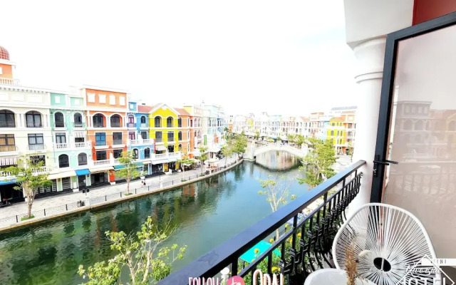 Riverside Mini Hotel Grand World