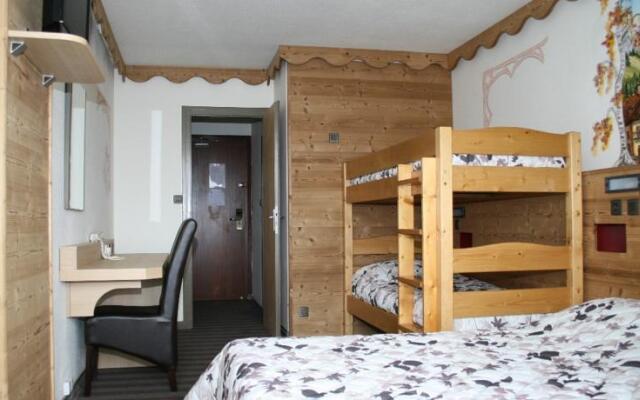 Hotel Le Galaxie