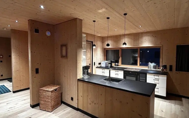 Chalet With Private Sauna House and Garden