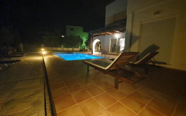 Argo Villa Kalives