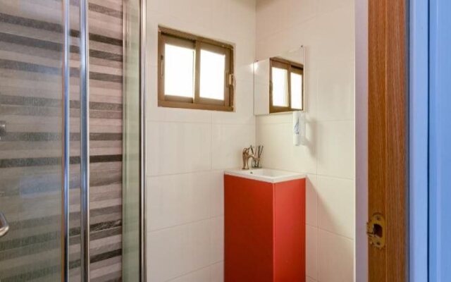 OYO Ruzafa Guesthouse