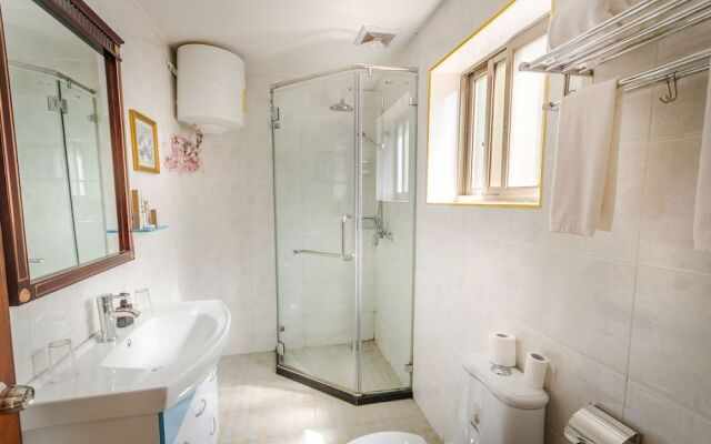 Nanjing Restaurant & Motel