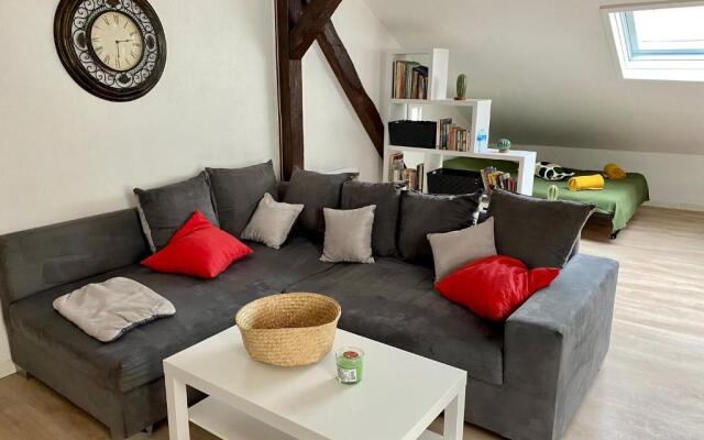 Authentic Loft - 10 min to the city center