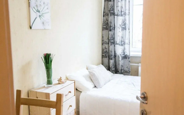 Funny Dolphins Apartments Novoslobodskaya