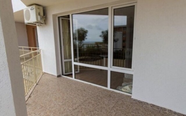 Inviting Modern 1-bed Apartment in Sveti Vlas