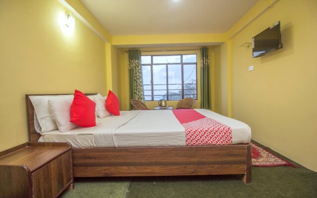 OYO 29916 Himalayan Residency