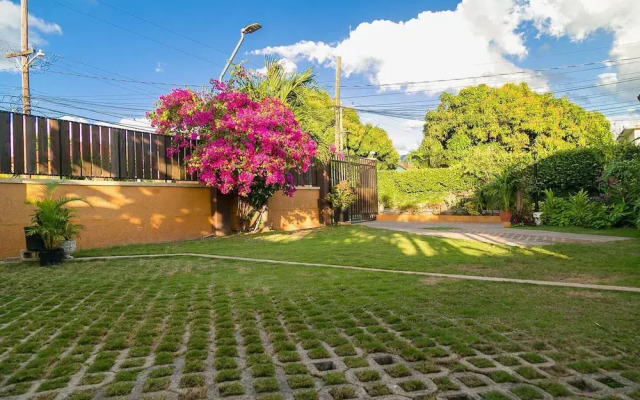 Serenity Gardens Living
