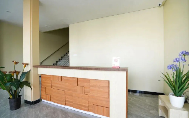 OYO 1330 Hotel Cahaya 3