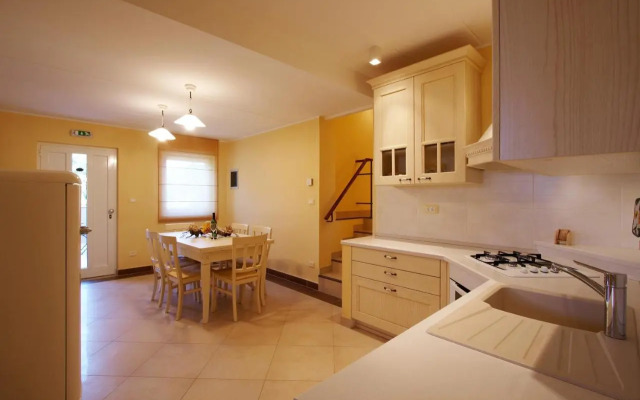 Guesthouse Barboska-pool & tennis court