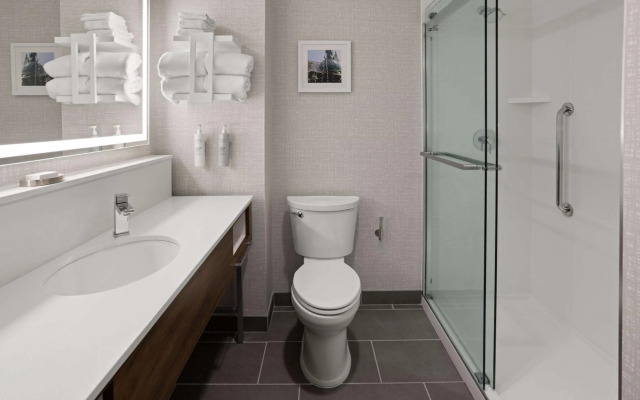 Hampton Inn Cleveland Airport - Tiedeman Road