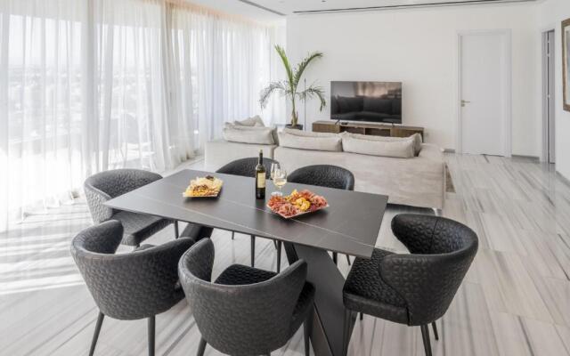 360 Nicosia-3 bedrooms Exclusive Panoramic View Residence