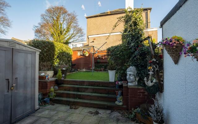 Exquisite 3 Bedroom House in the Heart of Edinburgh