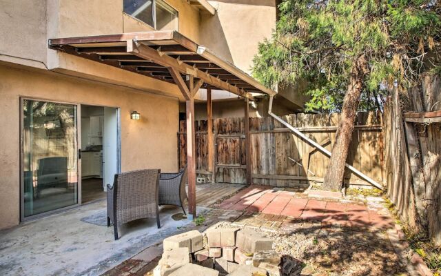 Comfy Bakersfield Townhome - Fire Pit & Patio