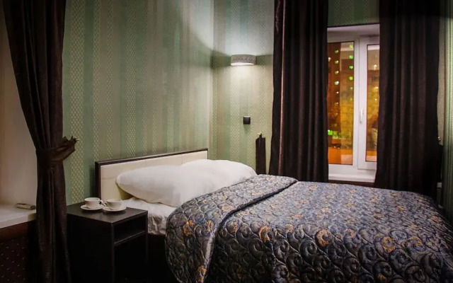 Rosa Vetrov Hotel