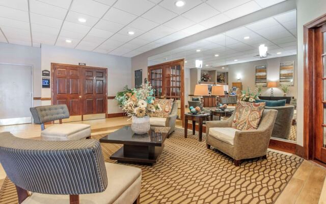 Best Western Plus Bridgeport Inn