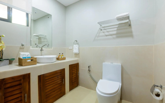 Nabulao Beach and Dive Resort