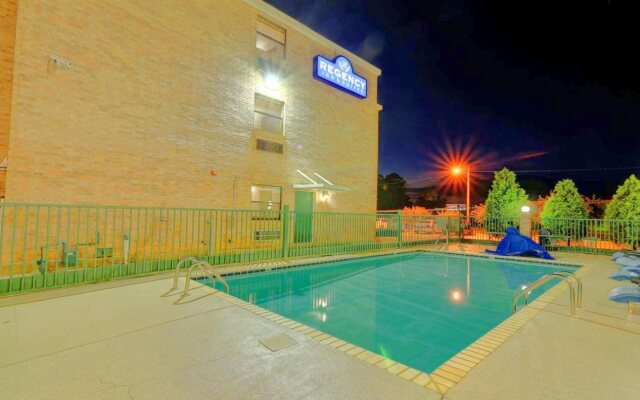 Regency Inn & Suites Biloxi