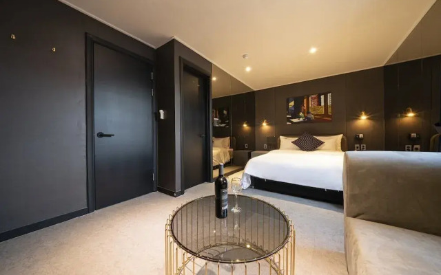 Osan GOYO 37 Hotel
