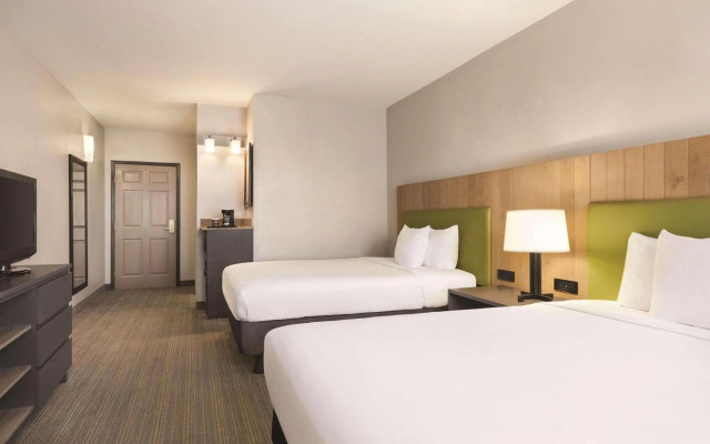 Country Inn & Suites by Radisson, Conyers, GA