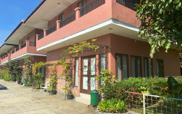 Bumi Gumati Convention Resort