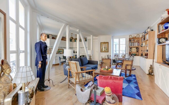 Stylish, and Spacious Apartment - Champs-elysées