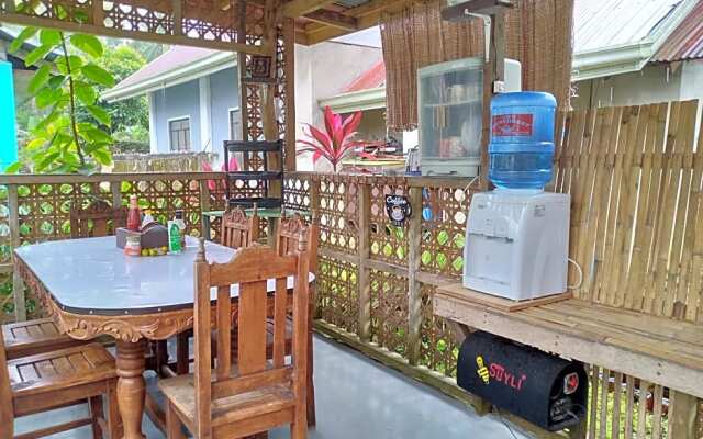 JUNJALs Backpackers Chalet