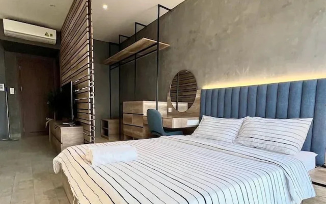 Saigon Royal View Residence & River