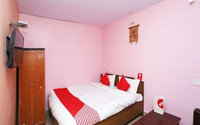 OYO 16561 Surya Holiday Home