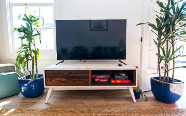 Smiley's Saloon & Hotel