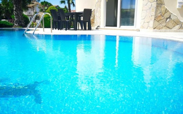 Pleasant Villa With Private Pool in Antalya