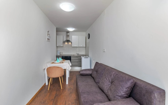 Seafront Apartment Sanja