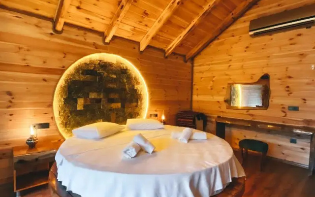 Zirvedekal Suit Otel
